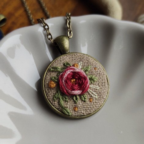 Red Floral on Beige / Hand Embroidered Necklace